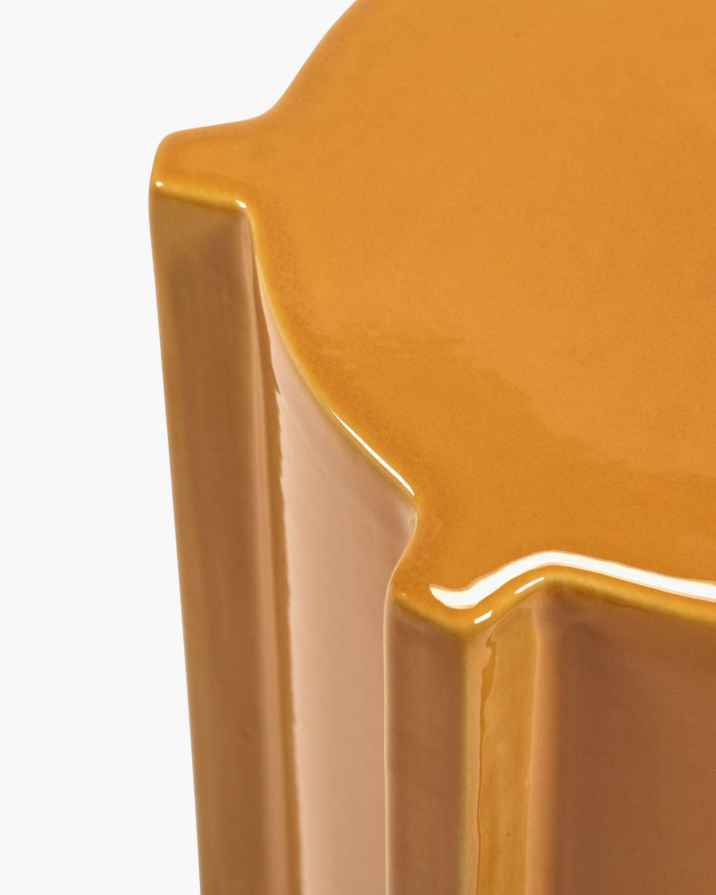 TAVOLINO D'APPOGGIO IN CERAMICA